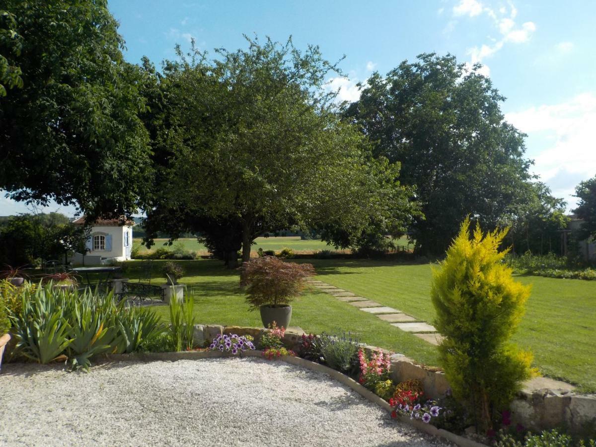 La Pastorale Bed & Breakfast Vinneuf Bagian luar foto