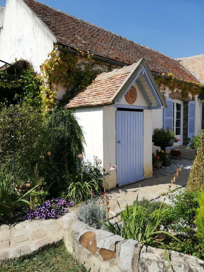 La Pastorale Bed & Breakfast Vinneuf Bagian luar foto